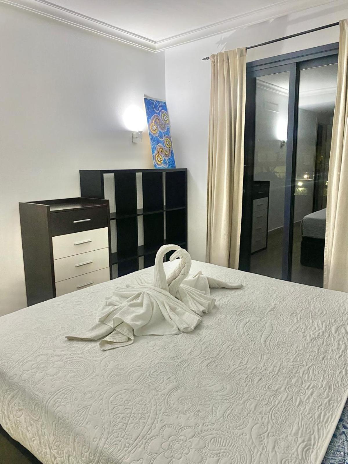 Apartamento acogedor con jacuzzi y piscina Puerto de Santiago  Exterior foto